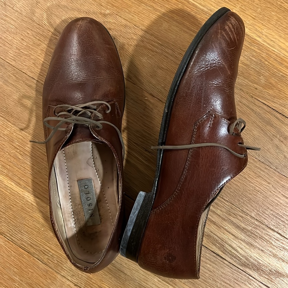 Women's Nisolo Oxfords in Dark Brown - Picture 7 of 10